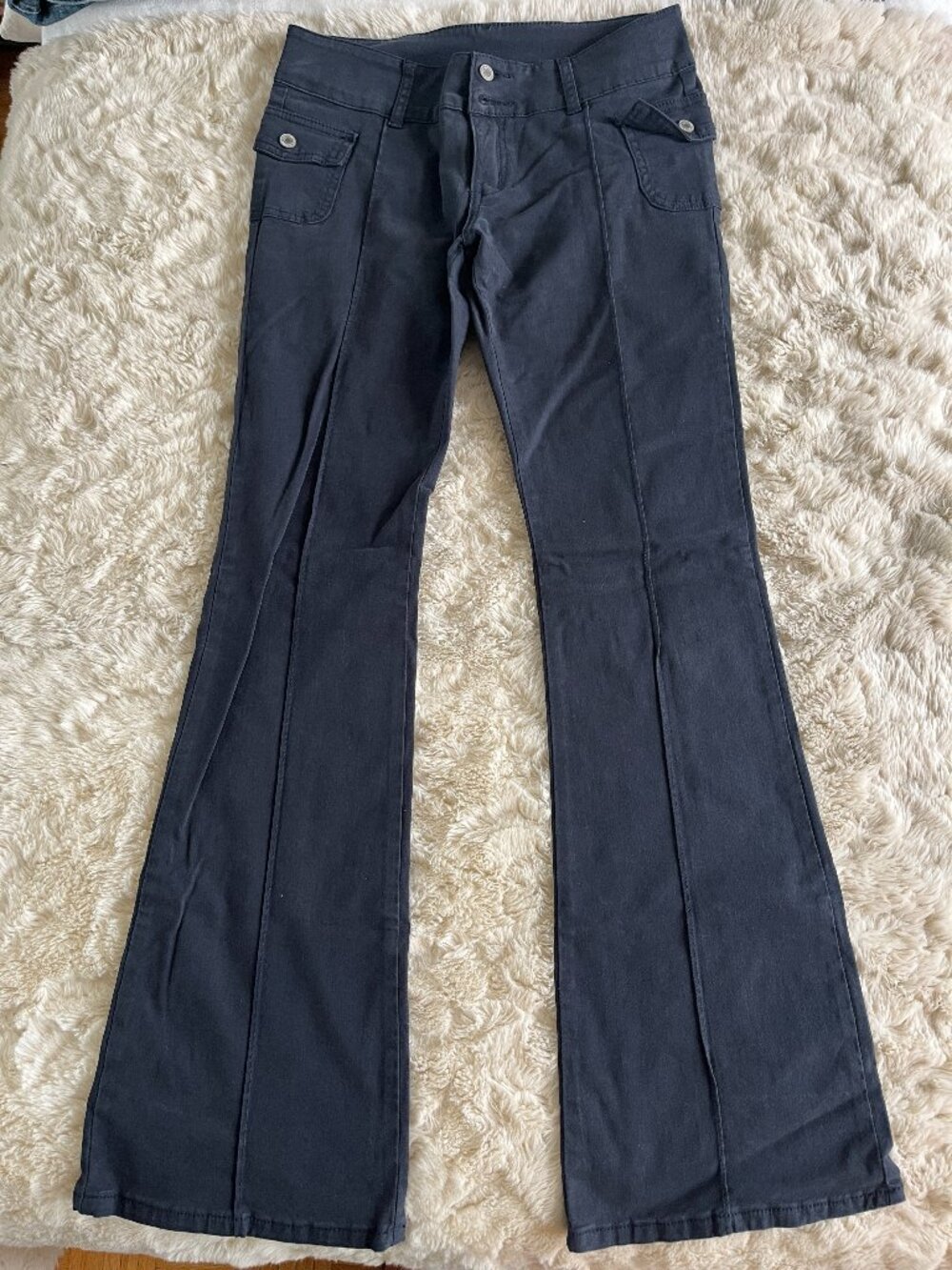Brandy Melville J.Galt Agatha Low-Rise Flare Pants
